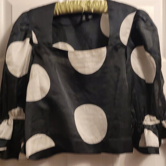 Vera Moda Black and White Crop Top with Puff Sleeves - Picture 5 of 11